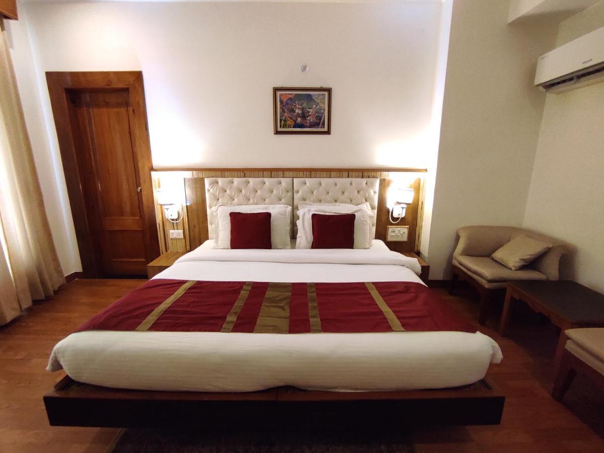 Aaroham The Watergate Hotel Bhimtal Exterior photo